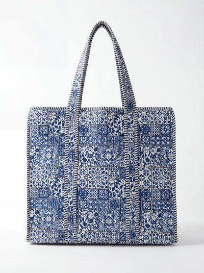 Delft Blue Cotton quilt bag